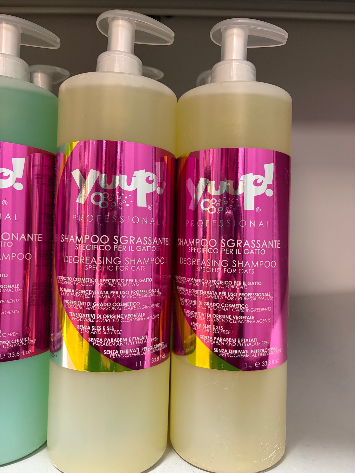 Degreasing shampoo specific for cats 1L